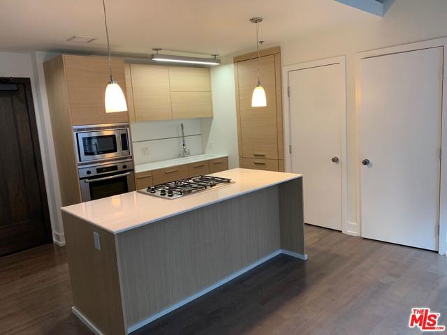727 W 7th Street Unit 1022, Los Angeles, California 90017