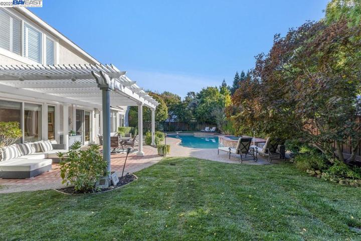 60 Shelterwood Dr, Danville, California 94506
