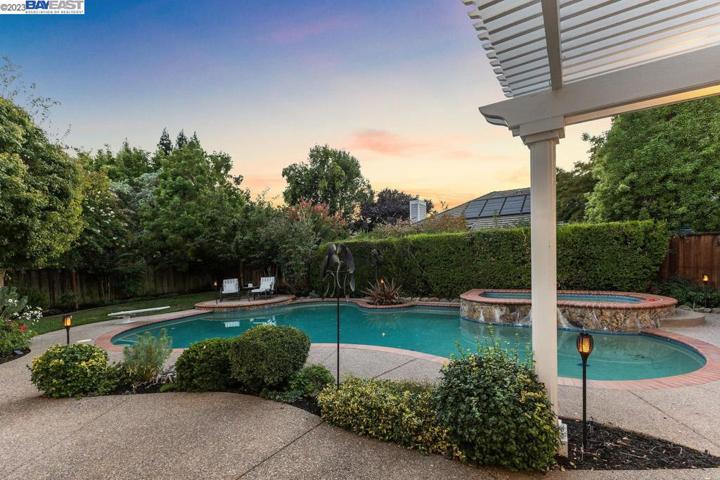 60 Shelterwood Dr, Danville, California 94506