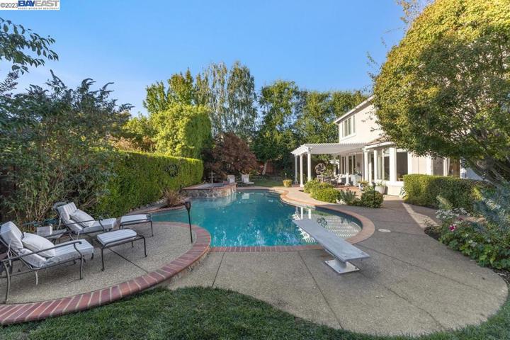 60 Shelterwood Dr, Danville, California 94506