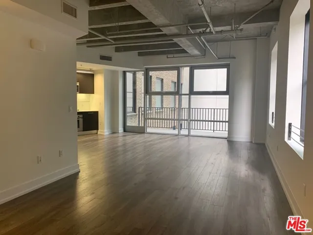 727 W 7th Street Unit 715, Los Angeles, California 90017