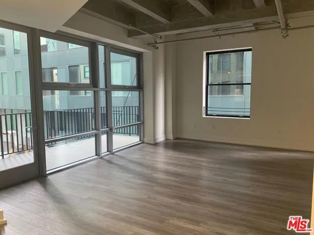 727 W 7th Street Unit 715, Los Angeles, California 90017