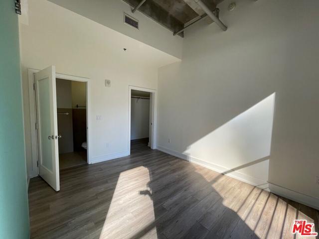 727 W 7th Street Unit 313, Los Angeles, California 90017