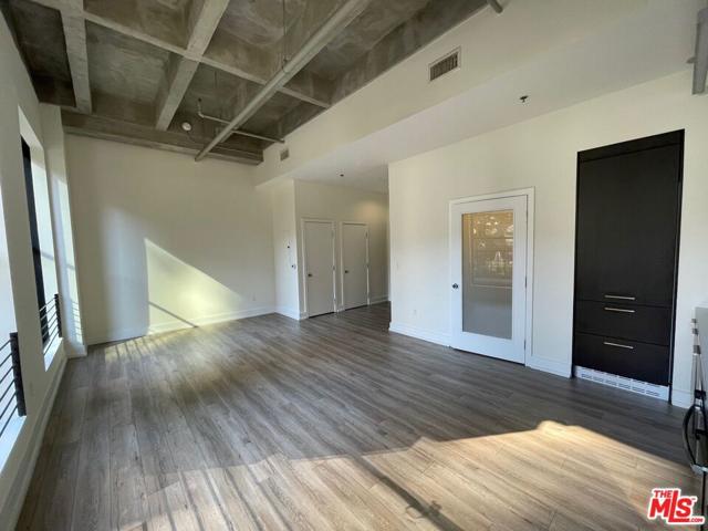 727 W 7th Street Unit 313, Los Angeles, California 90017