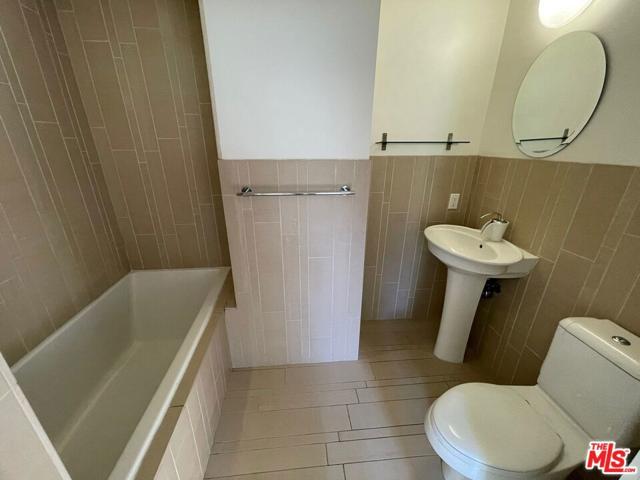 727 W 7th Street Unit 313, Los Angeles, California 90017