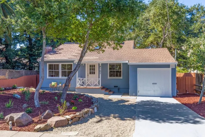 2107 Menalto Avenue, Menlo Park, California 94025