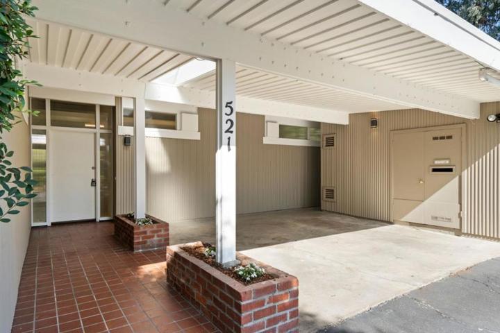 521 Middle Court, Menlo Park, California 94025