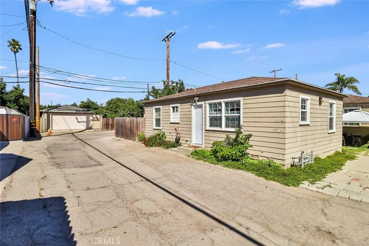611 Magnolia Avenue, Oxnard, California 93030