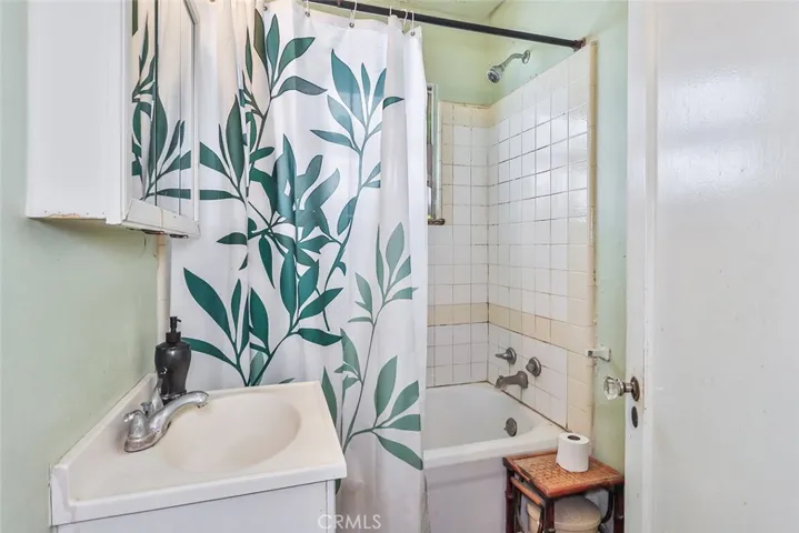 611 Magnolia Avenue, Oxnard, California 93030