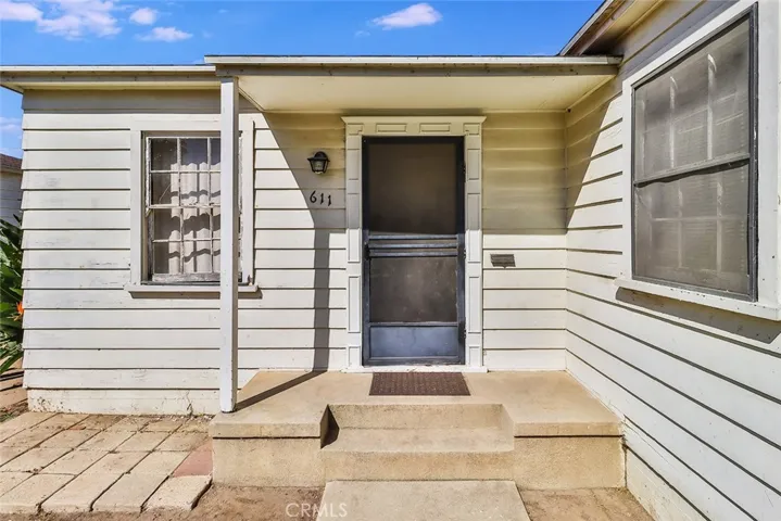 611 Magnolia Avenue, Oxnard, California 93030
