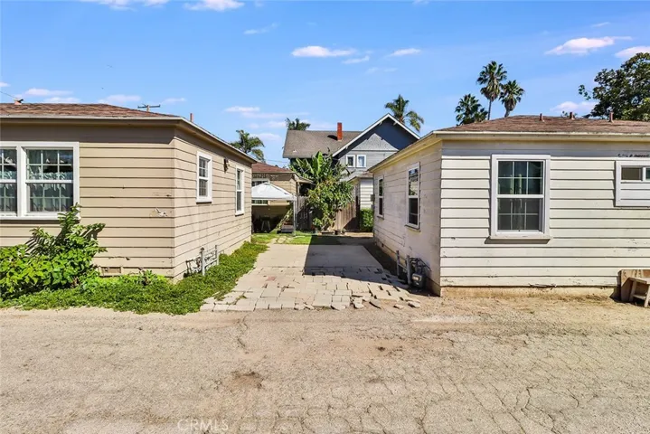 611 Magnolia Avenue, Oxnard, California 93030