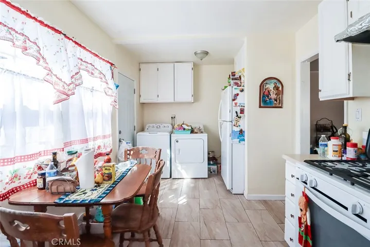 611 Magnolia Avenue, Oxnard, California 93030