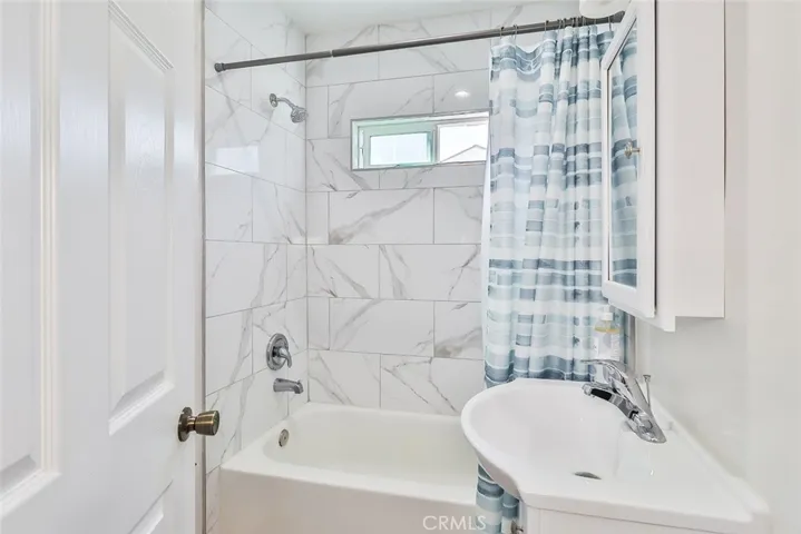 611 Magnolia Avenue, Oxnard, California 93030