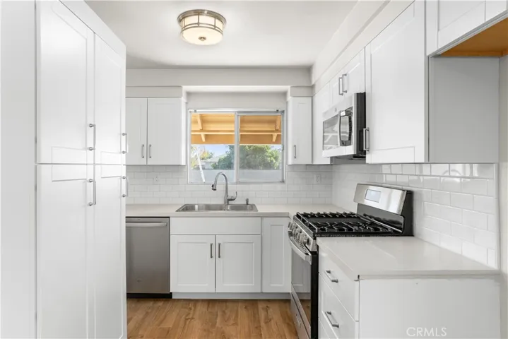 913 E Alvin Avenue, Santa Maria, California 93454