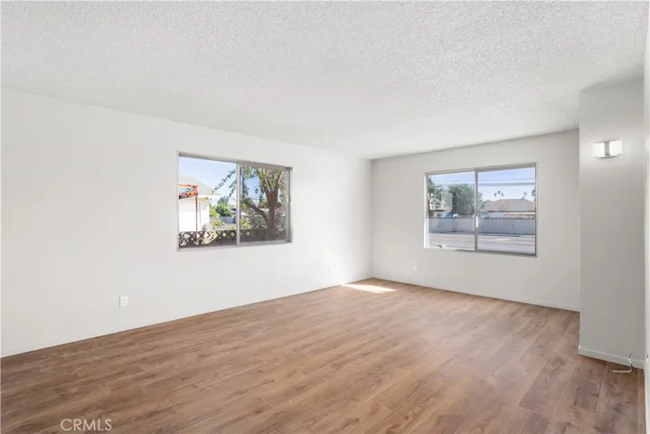 913 E Alvin Avenue, Santa Maria, California 93454