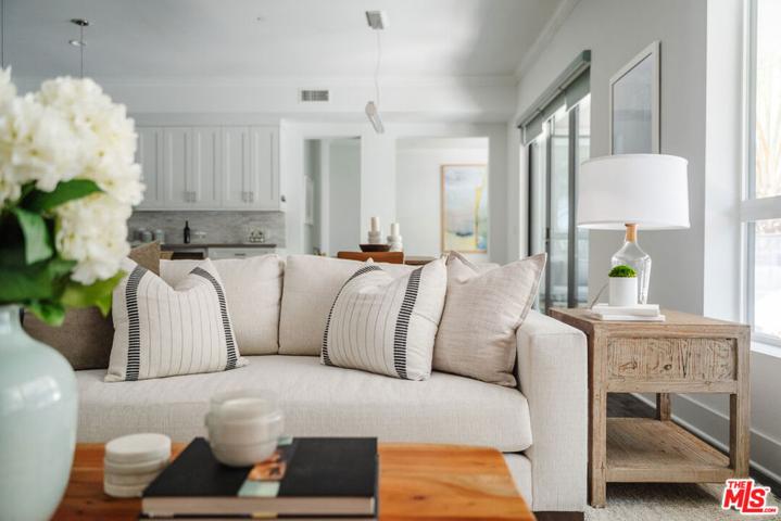 12776 Aurora Place Unit 1, Los Angeles, California 90094