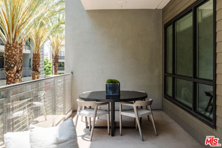 12776 Aurora Place Unit 1, Los Angeles, California 90094