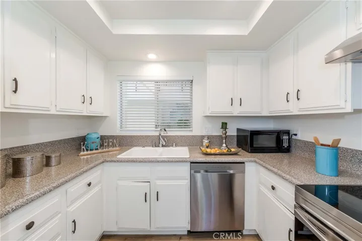 2392 Via Mariposa West W Unit 1E, Laguna Woods, California 92637