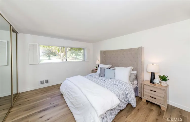 2392 Via Mariposa West W Unit 1E, Laguna Woods, California 92637