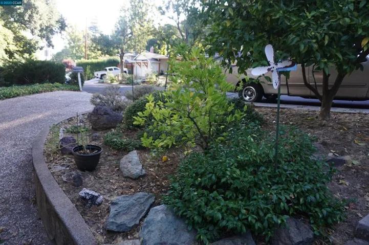 1995 Mohawk Drive, Pleasant Hill, California 94523-3125