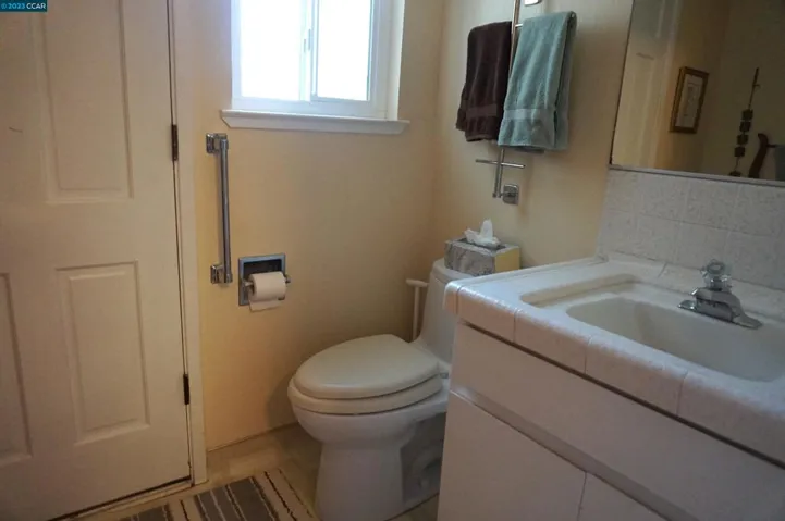 1995 Mohawk Drive, Pleasant Hill, California 94523-3125
