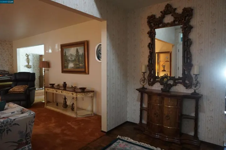 1995 Mohawk Drive, Pleasant Hill, California 94523-3125