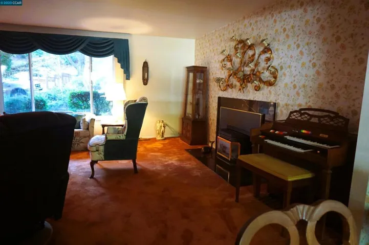 1995 Mohawk Drive, Pleasant Hill, California 94523-3125