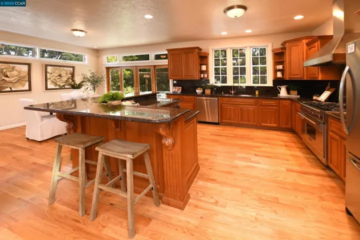 Gourmet Kitchen