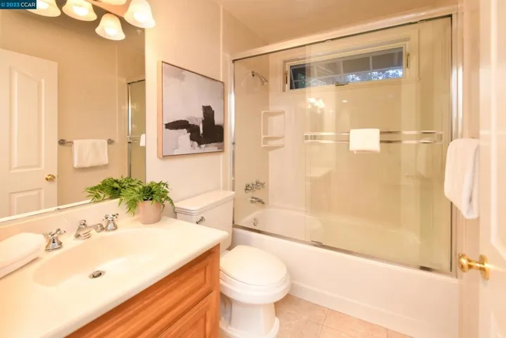 Bathroom 4