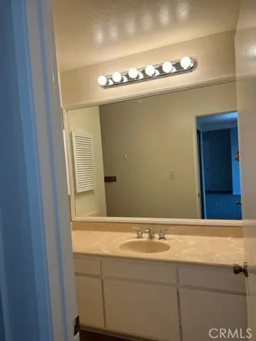 412 N Bellflower Boulevard Unit 215, Long Beach, California 90814