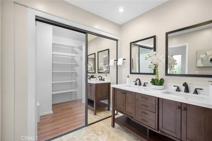 184 W Yale Loop, Irvine, California 92604