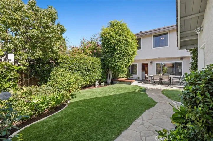 184 W Yale Loop, Irvine, California 92604