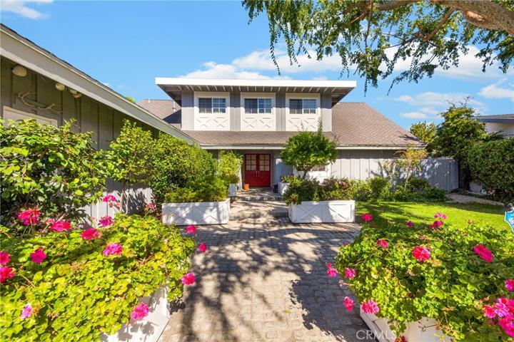 6704 Julie Lane, West Hills, California 91307