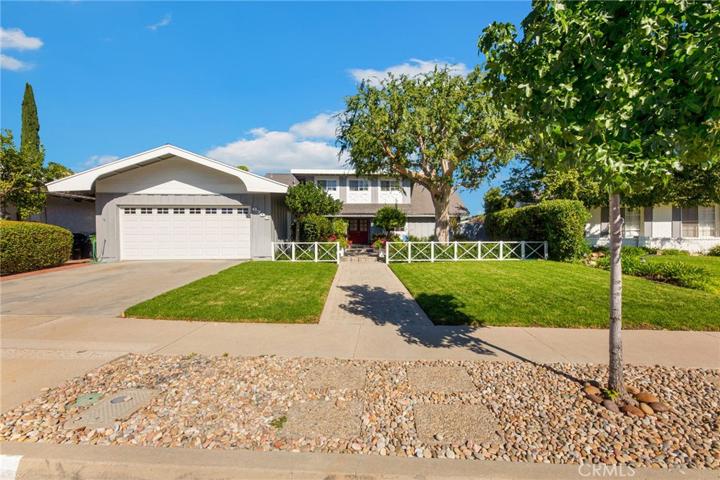 6704 Julie Lane, West Hills, California 91307