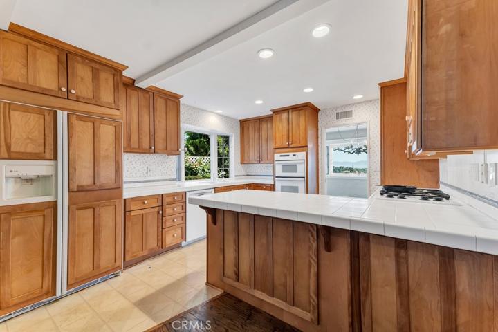 6704 Julie Lane, West Hills, California 91307