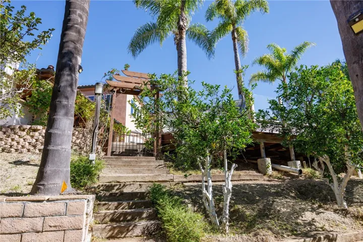 25526 Lone Pine Cir, Laguna Hills, California 92653