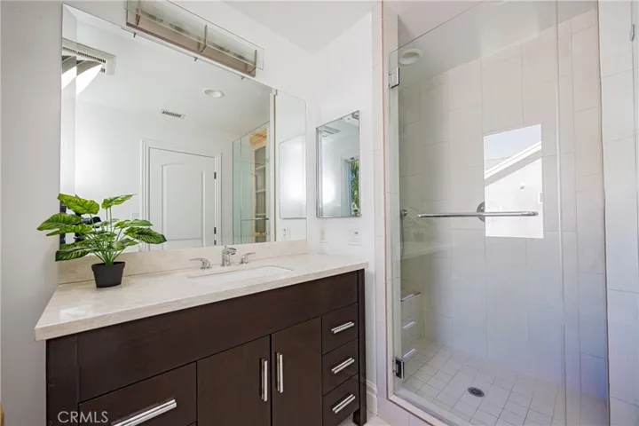 25526 Lone Pine Cir, Laguna Hills, California 92653