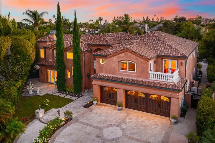 25526 Lone Pine Cir, Laguna Hills, California 92653