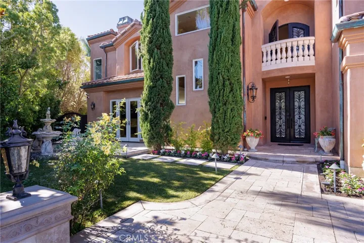 25526 Lone Pine Cir, Laguna Hills, California 92653