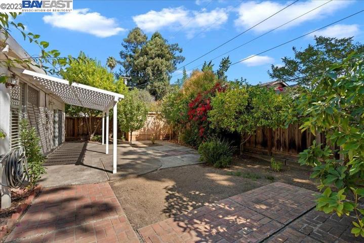 36778 Oak St, Fremont, California 94536