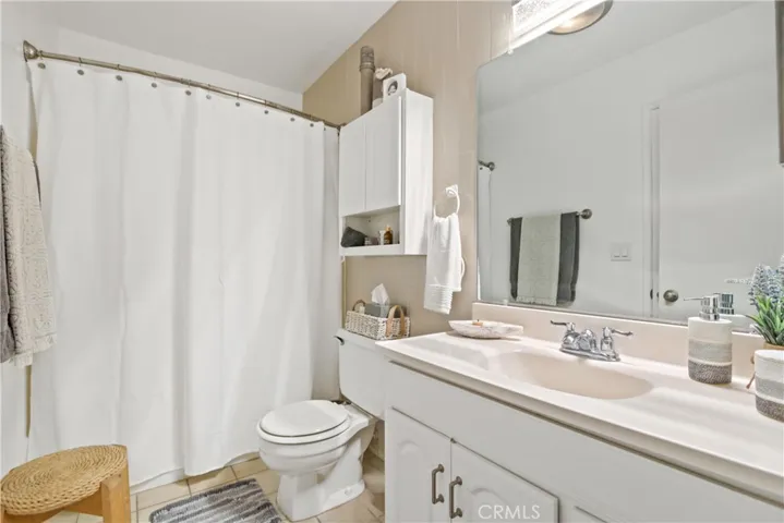 6712 Sun Drive Unit C, Huntington Beach, California 92647