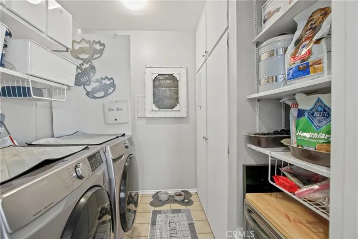 6712 Sun Drive Unit C, Huntington Beach, California 92647