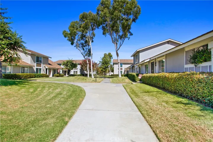 6712 Sun Drive Unit C, Huntington Beach, California 92647