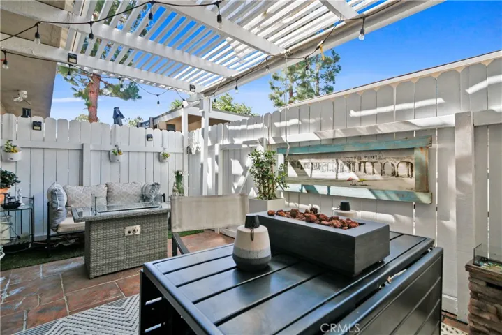 6712 Sun Drive Unit C, Huntington Beach, California 92647