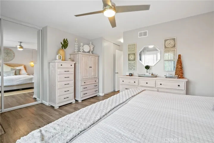 6712 Sun Drive Unit C, Huntington Beach, California 92647