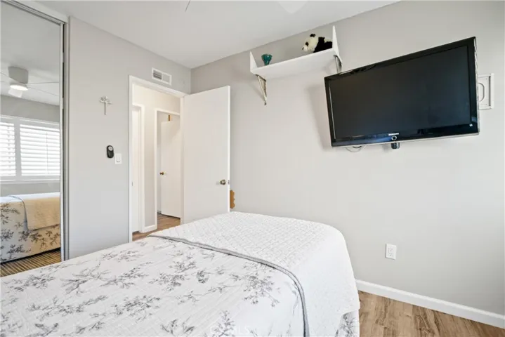 6712 Sun Drive Unit C, Huntington Beach, California 92647