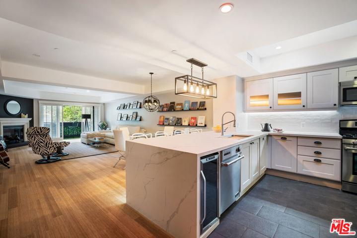 2101 S Beverly Glen Boulevard Unit 204, Los Angeles, California 90025