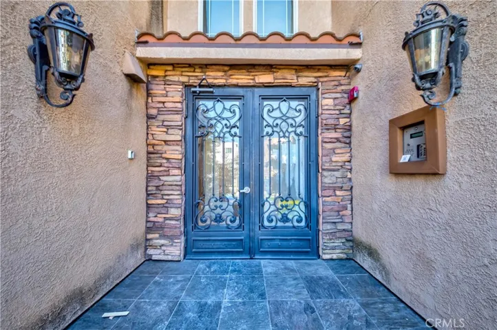5132 Maplewood Avenue Unit 203, Los Angeles, California 90004