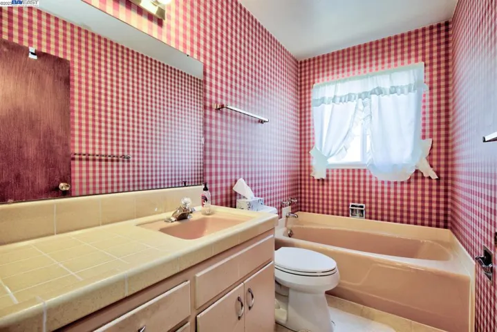 5116 Troy Ave, Fremont, California 94536