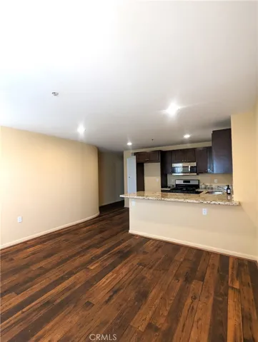 14537 Archwood Street, Van Nuys, California 91405